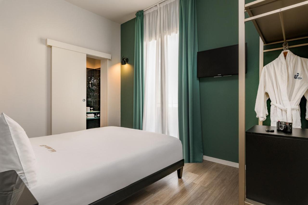 Up Hotel Римини Экстерьер фото