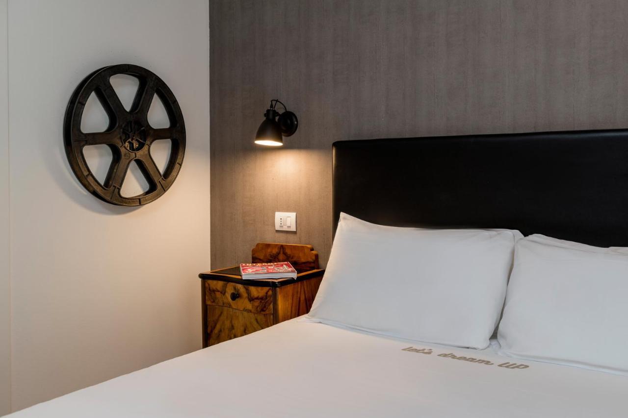 Up Hotel Римини Экстерьер фото