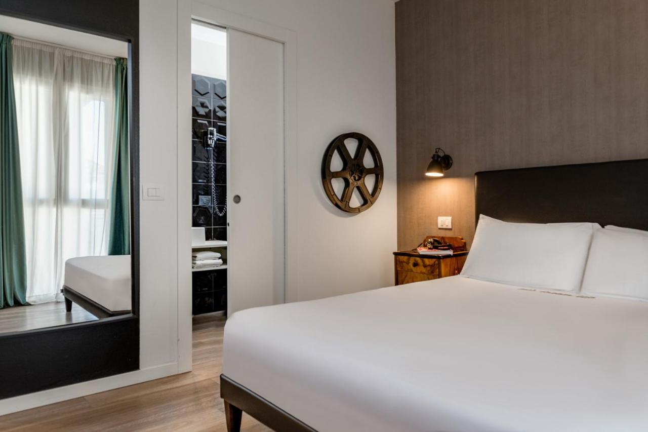 Up Hotel Римини Экстерьер фото